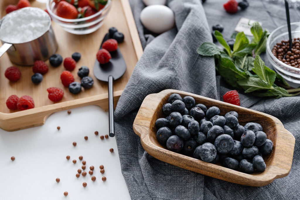 Hormoonbalans hormonale klachten opgeblazen buik na eten EMB boedtest Opgeblazen buik hormonale huidklachten Prikkelbare darm Gezond afvallen orthomoleculair therapeut PCOS Hormonale acne Vetzuren balans Eqology visolie omega 3